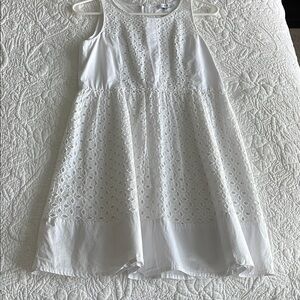 Elegant White Lace Dress - size M